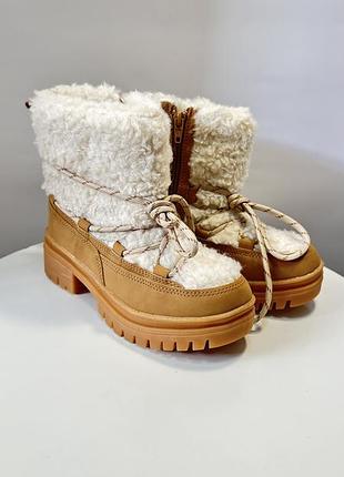 Зимові ботінки для дівчинки з хутром 32-36р lili&dan