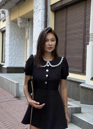 Чорна сукня