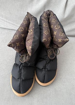 Стильні боти louis vuitton pillow boots