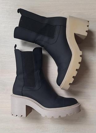 Ботинки женские