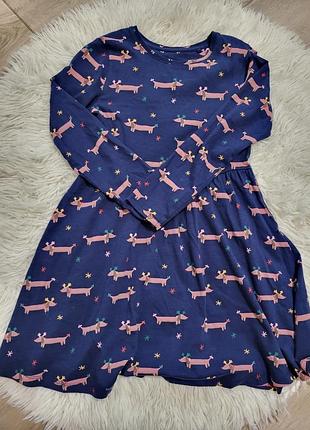Платье с новогодним принтом, 128 размер