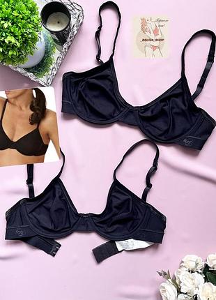 Базовий чорний бюст від sloggi