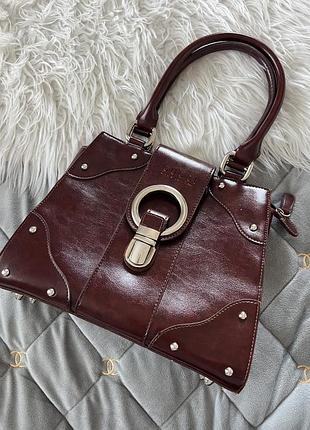 Крута сумочка 👝  стан—ідеальний ✨бажаєш таку пиши в особисті ☝🏻