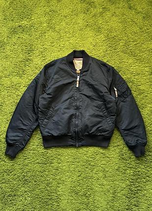 Alpha industries стильна куртка бомбер зі свіжих колекцій