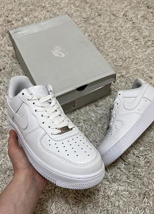 Кросівки чоловічі nike air force 1 low 07 white cw2288-111