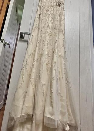 Весільна сукня, айворі