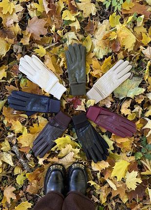 Шкіряні італійські рукавички шоколад , чорні , бургунді
