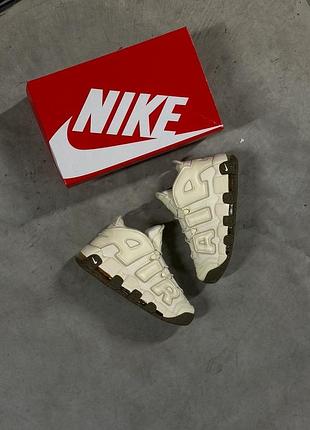 Жіночі кросівки щільної якості повсякденні кросівки якісний матеріал не сковуються в русі