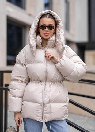 Крутий пуховик