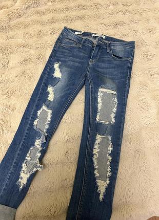 Джинси  жіночі з дирками
