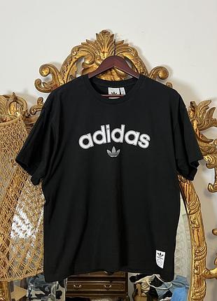 Футболка adidas класика