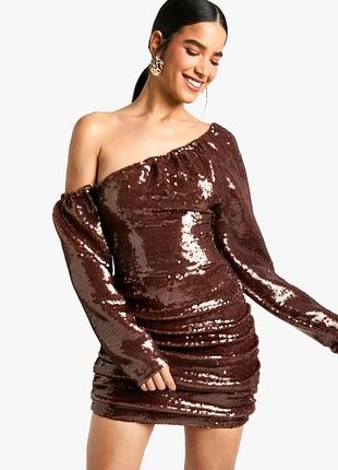 Сукня в паєтки від boohoo