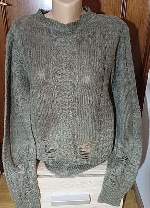 Дизайнерская, итальянская кофта из тонкой шерсти.