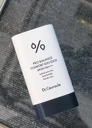Сонцезахисний стік з пробіотиками для обличчя та тіла dr. ceuracle pro balance comfort sun stick spf50+ , 18 г