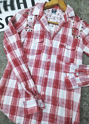 Модная рубашка в клетку