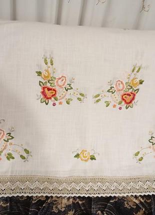 Лляна скатертина