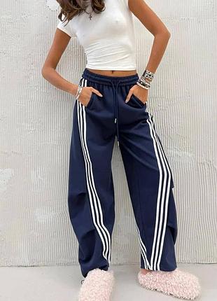 Женские брюки с лампасами трехнитка на флисе темно синие мод.395
