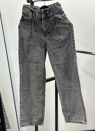 Широкі джинси 27р