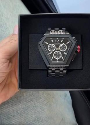 Швейцарський чоловічий годинник invicta