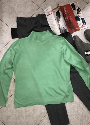 Нежный модный свитер салатового цвета ☘️1 фото