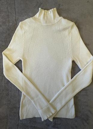 Stradivarius молочний гольф