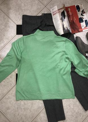 Нежный модный свитер салатового цвета ☘️2 фото