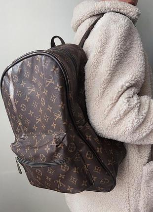 Новий місткий рюкзак