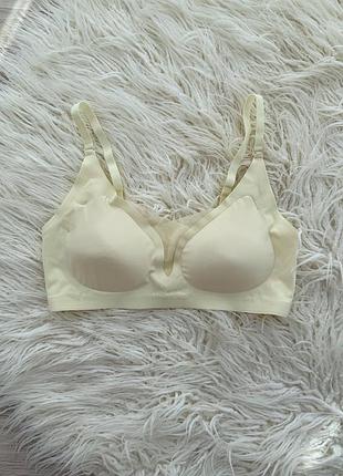 Классный базовый топ с вставками