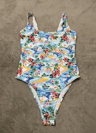 Купальник s-m суцільний