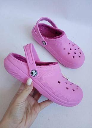 Утепленні тапки crocs