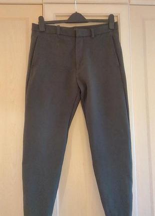 Очень плотные и теплые трикотажные брюки.