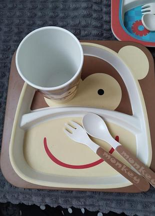 Порций на тарелочка для горького из бамбука, стаканчик и столовые приборы