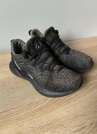 Кросівки adidas, розмір 36