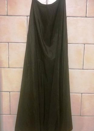 Ошатна довга спідниця в підлогу