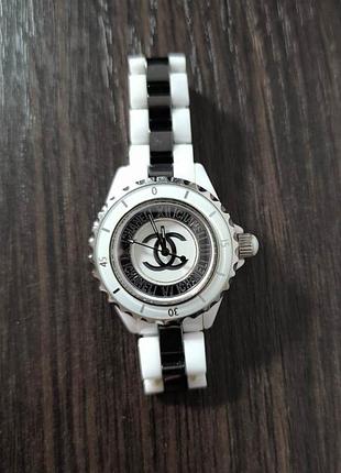 Жіночий кварцовий годинник chanel j12 з білої та чорної кераміки, ø39мм