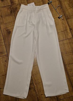 Брюки со складками палаццо mohito, 34