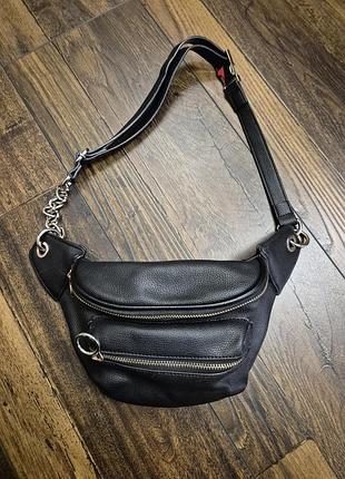 Сумка бананка брендовая