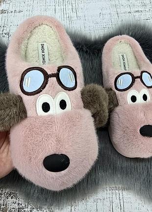 Тапочки женские меховые jomix розовые объемные собачка с закрытым носком 8194
