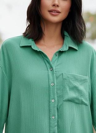 Хлопковая рубашка цвета мяты.
