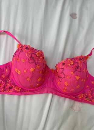 Яскравий бюстик george