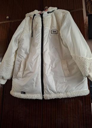 Жіноча демісезонна куртка