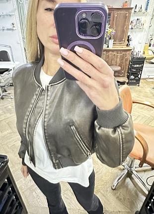Куртка  коричнева zara