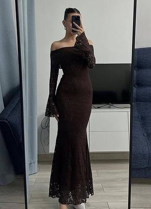 Безупречное кружевное платье