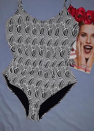 Купальник сдельный черный с утяжкой большого размера 52 / 18 монокини новый