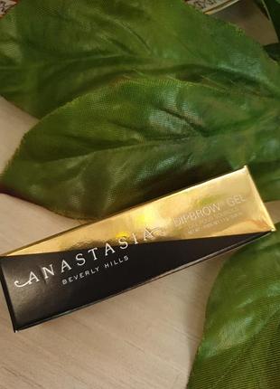 Mini гель для бровей от бренда  anastasia beverly hills
