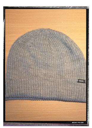 Шапка vans