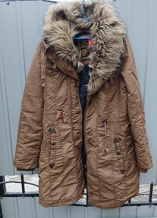 Женская вместизонная куртка khujo.