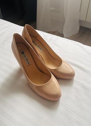 Туфлі жіночі