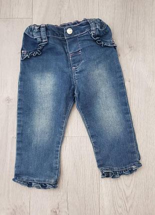 Джинсы на девочку 6-9 месяцев