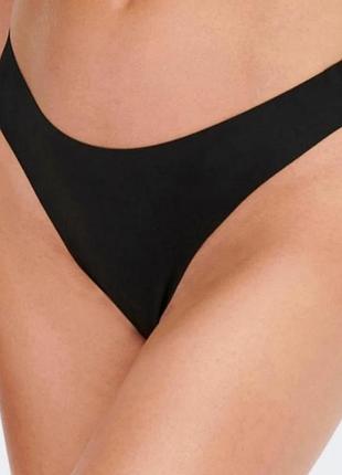 Набір безшовних стрінгів